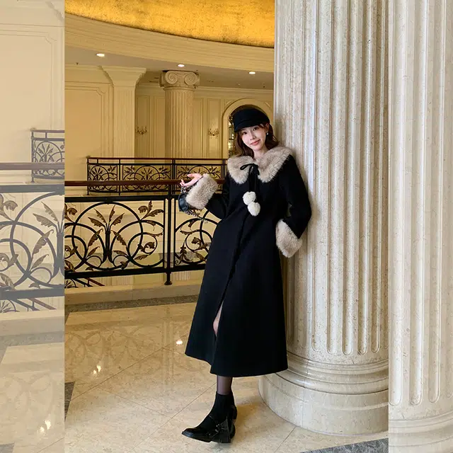 松本丧丧 日韩版复古黑色毛毛外套 秋冬拼接气质宽松毛呢大衣 女款