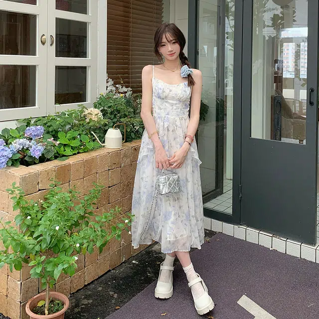 松本丧丧 蓝铃碎花晕染仙女裙吊带气质设计收腰连衣长裙夏季新款裙子女 女款