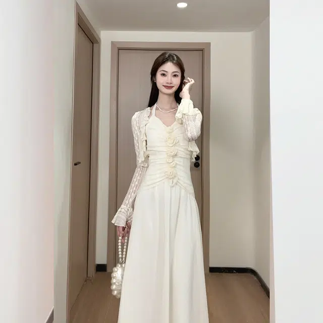 松本丧丧 挂脖高级感露背纯欲裙子裙装套装 女款 杏色开衫+杏色连衣裙