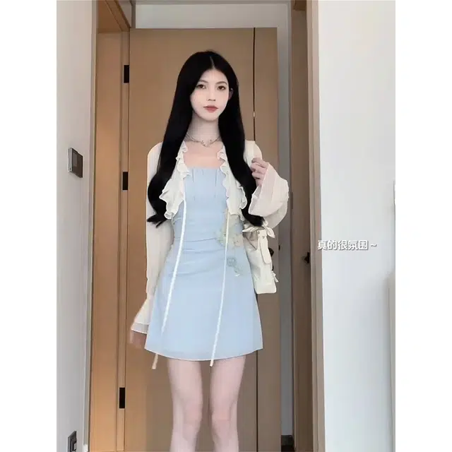 松本丧丧 繁花修身显瘦连衣裙女夏季设计感度假裙吊带裙短款裙子 女款