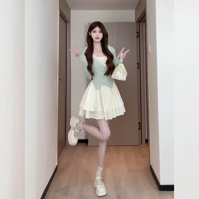 松本丧丧 梦幻花边交叉设计 舒适休闲显瘦仙女上衣针织衫 女款