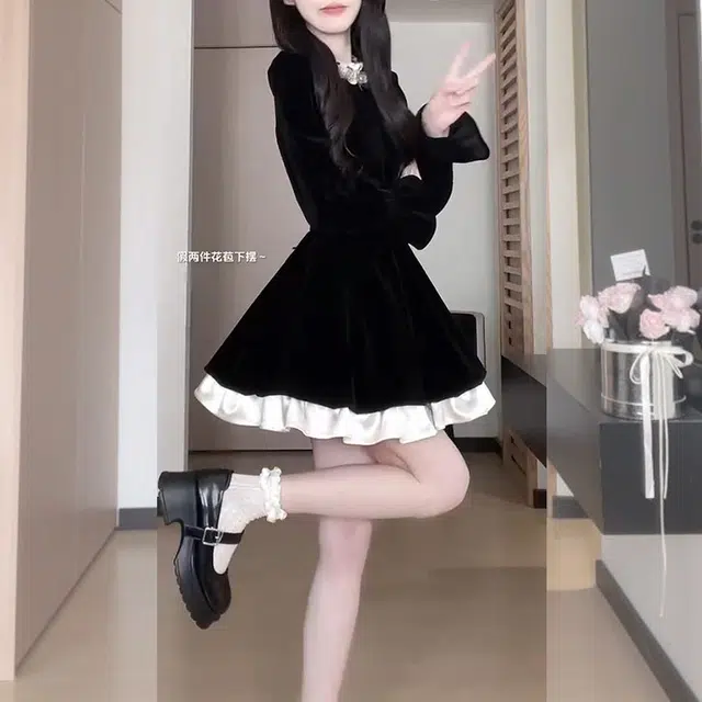 松本丧丧 半高领拼接舒适时尚长袖连衣裙 女款 黑色