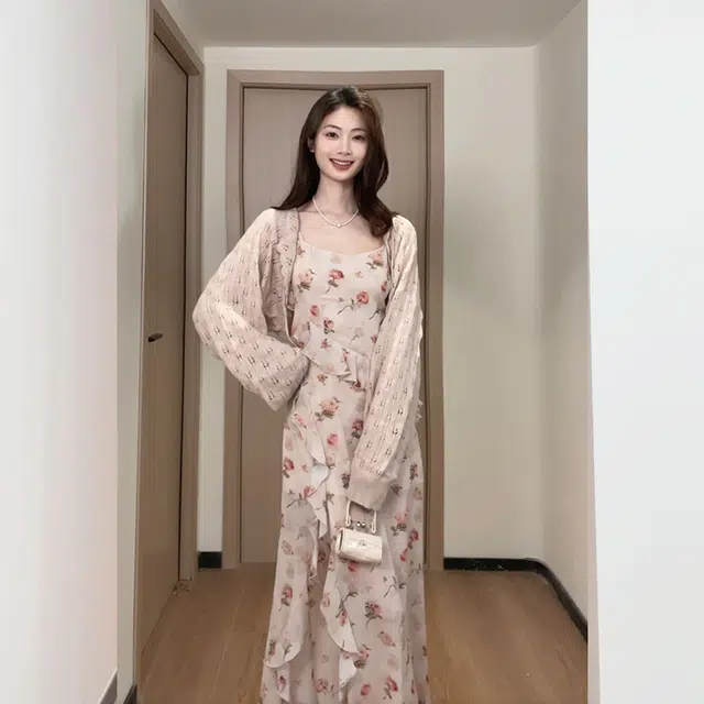松本丧丧 温柔浪漫小花设计吊带裙蕾丝开衫百搭优雅气质裙装套装 女款 粉色