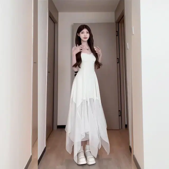 松本丧丧 舒适休闲百搭简约纯色长袖针织衫 女款 杏色