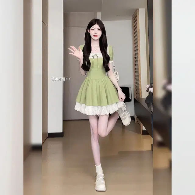 松本丧丧 甜美花苞裙复古蕾丝拼接收腰气质短袖连衣裙 女款
