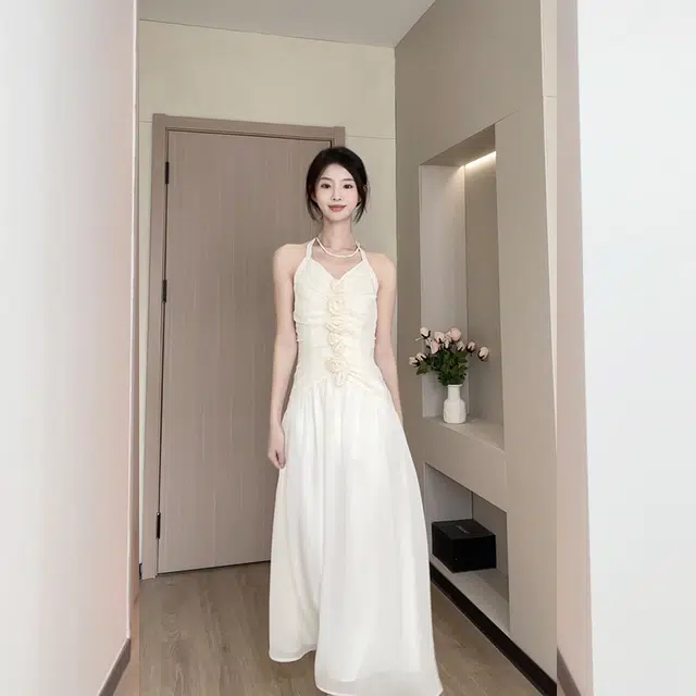 松本丧丧 挂脖高级感露背纯欲裙子裙装套装 女款 杏色开衫+杏色连衣裙