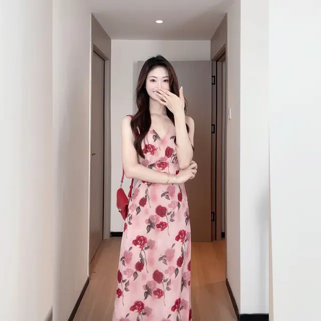 松本丧丧 法式浪漫穿搭修身显瘦设计气质花灰雪纺无袖连衣裙 女款