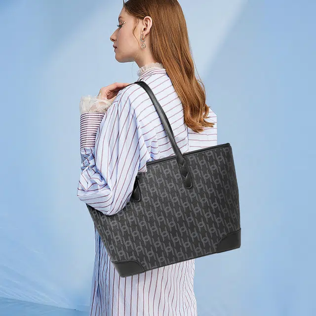 BGAY PU Tote