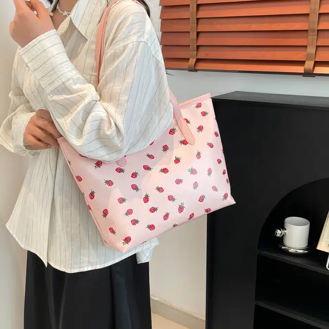 BGAY PU Tote