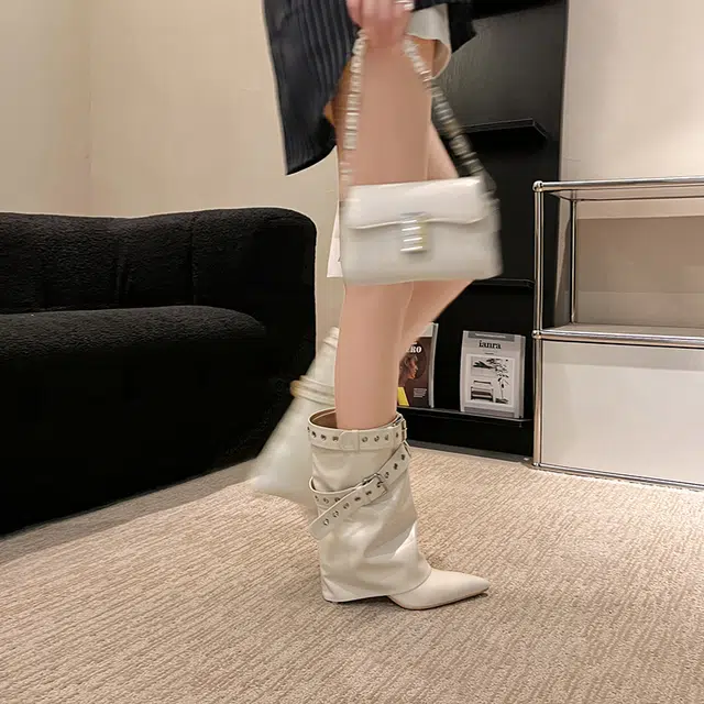 Yeezyy Reezy 7cm
