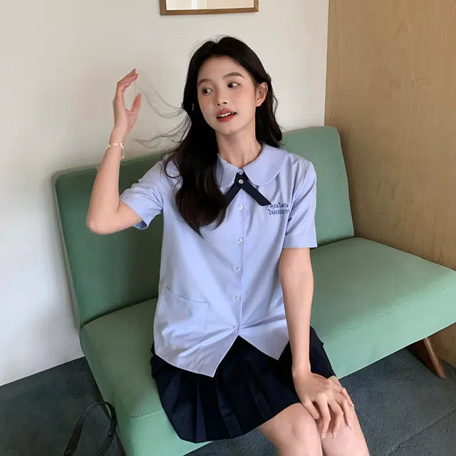 东鲸岁时记 学院设计感短袖泰式校服衬衫 女款 蓝色