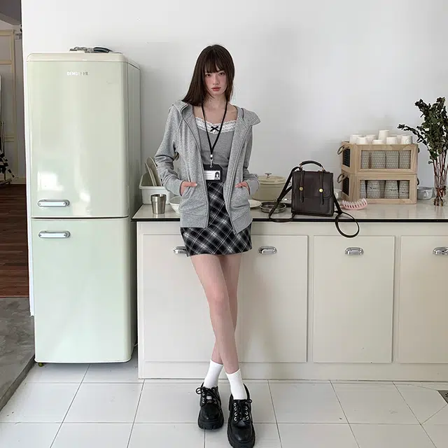 东鲸岁时记 韩系修身学院风拉链连帽开衫长袖卫衣 女款 灰色