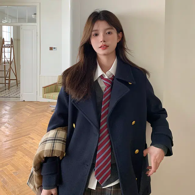 东鲸岁时记 学院风韩系翻领大衣 女款 绀色