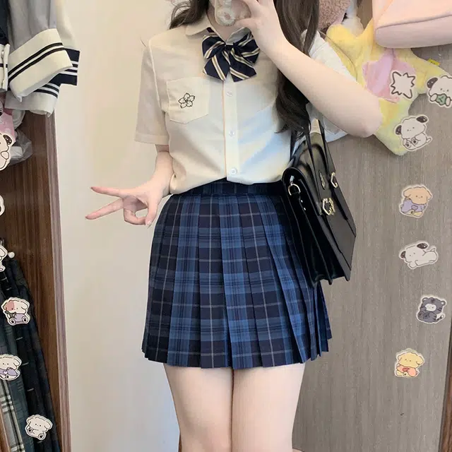 东鲸岁时记 日系复古制服格纹短款百搭学生百褶鲸落半身裙