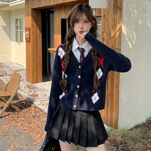 东鲸岁时记 开学季慵懒风学院风少女感甜美可爱复古日常通勤温柔甜妹保暖穿搭时尚毛衣外套毕业季针织衫 女款 礼盒装