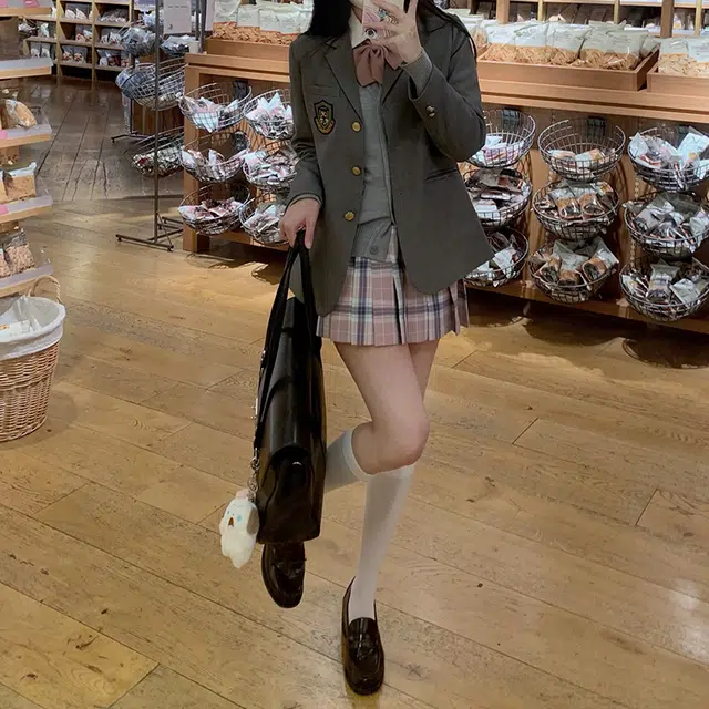 JK