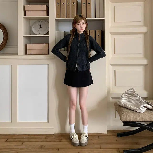东鲸岁时记 开学季慵懒风复古可爱温柔甜妹保暖柔软舒适穿搭甜美日常休闲纯色刺绣外套毕业季针织衫 女款 礼盒装