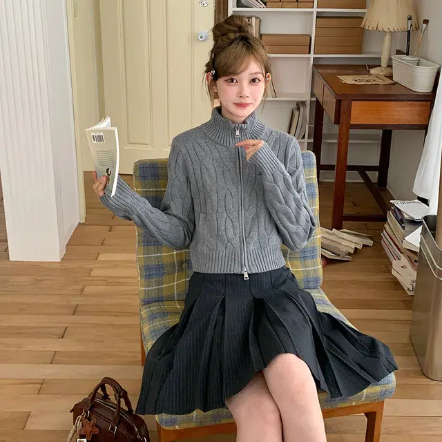 东鲸岁时记 开学季慵懒风可爱温柔甜妹保暖柔软舒适穿搭甜美日常休闲纯色麻花双拉链外套毕业季针织衫 女款 礼盒装