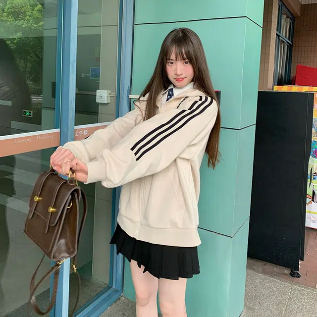 东鲸岁时记 学院风宽松条纹长袖外套纯色休闲短裙卫衣套装 女款