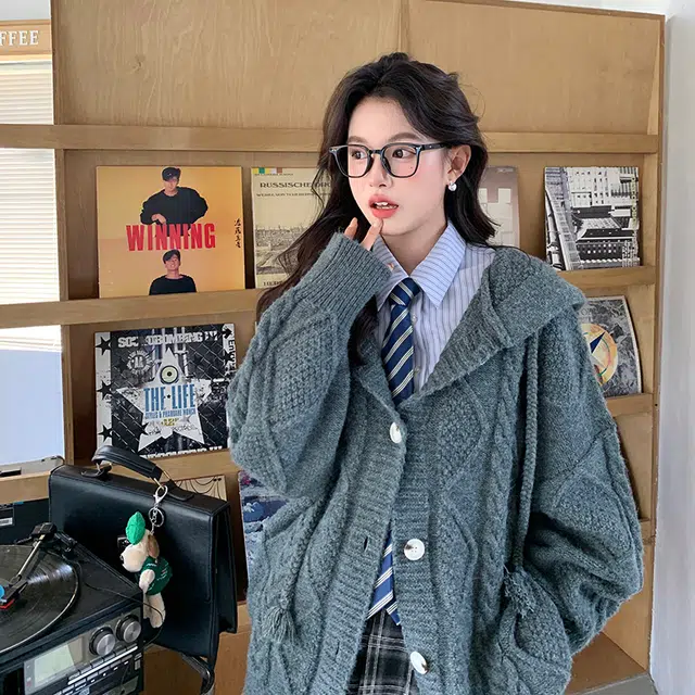 东鲸岁时记 学院风宽松纯色长袖连帽毛衣 男女同款 灰色