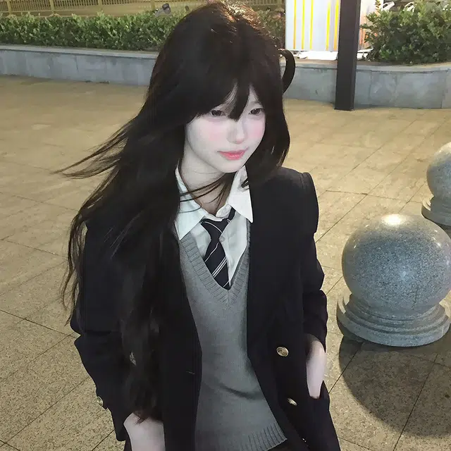 东鲸岁时记 学院风保暖慵懒风甜美温柔长袖大衣复古套头针织马甲经典格子百褶裙制服 女款