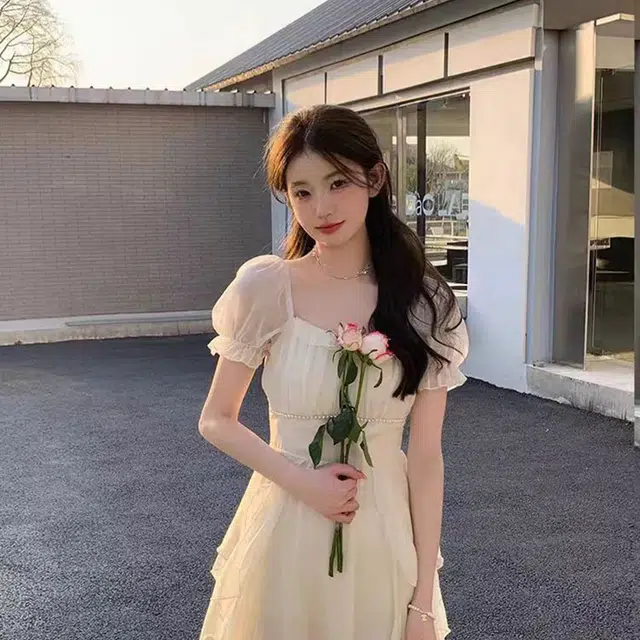 珠蒂美 法式温柔风荷叶边方领收腰长款雪纺森系仙女裙海边约会必备短袖连衣裙 女款