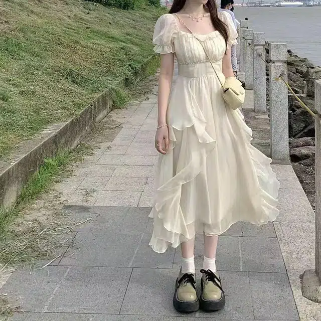 珠蒂美 法式温柔风荷叶边方领收腰长款雪纺森系仙女裙海边约会必备短袖连衣裙 女款