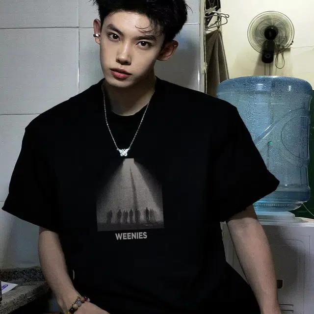 NOOING T