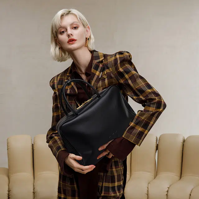 妙迪 大容量保龄球包 牛皮 手提包 女款 曜石黑