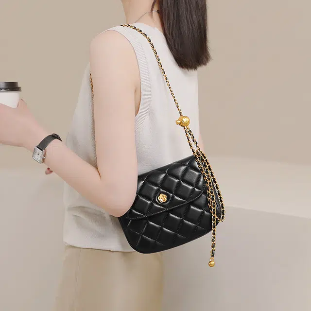 妙迪 小香风菱格绣线 真皮羊皮 链条包腋下单肩斜挎 小号 女款 黑色/白色