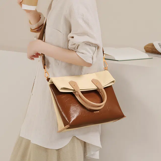 妙迪 高级感拼接撞色大容量时尚百搭简约通勤 柔软牛皮 一包三用 托特包手提单肩斜挎包 常规 女款 拿铁千层雪