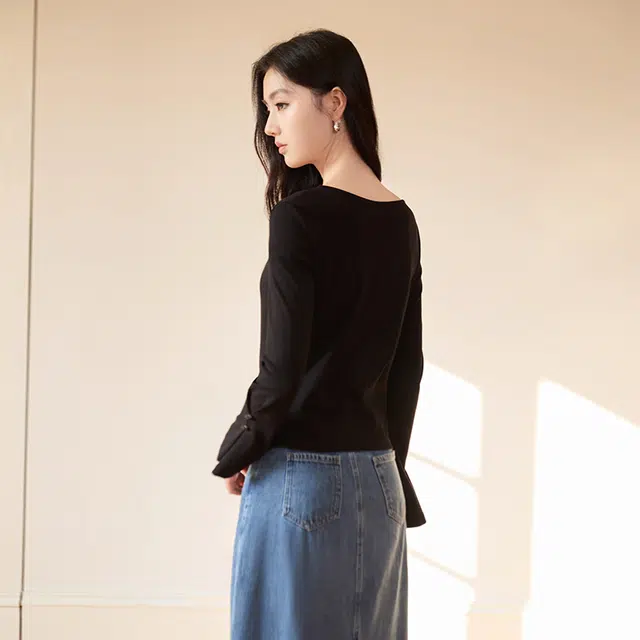 XIANGYING T