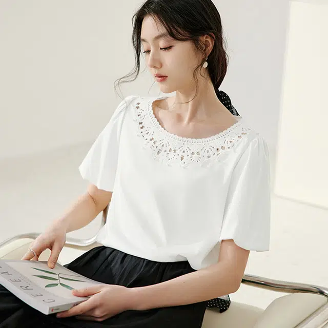 XIANGYING T
