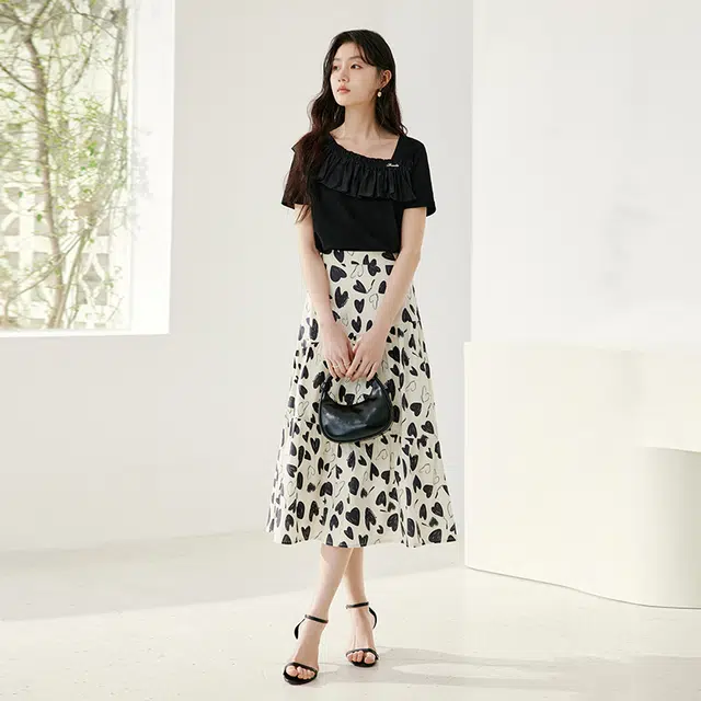 XIANGYING T