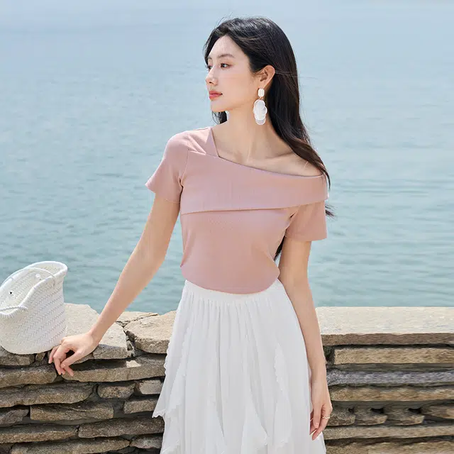 XIANGYING T