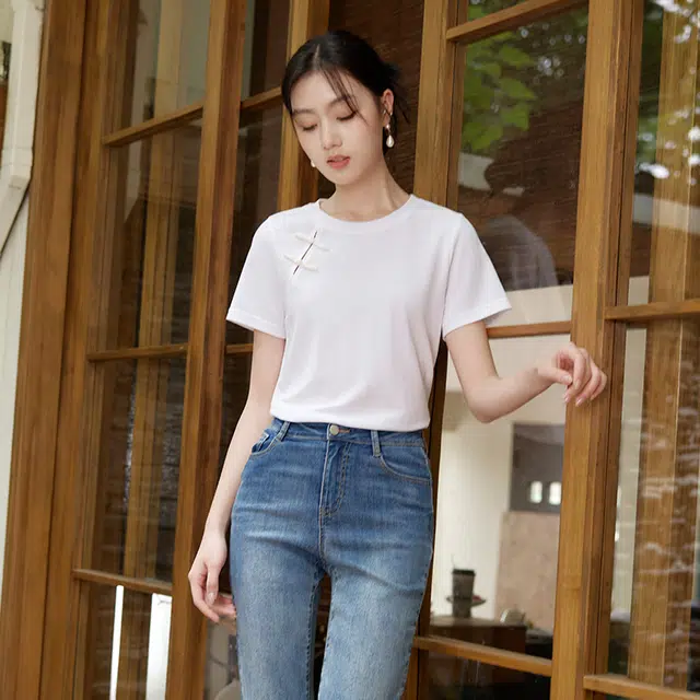XIANGYING T