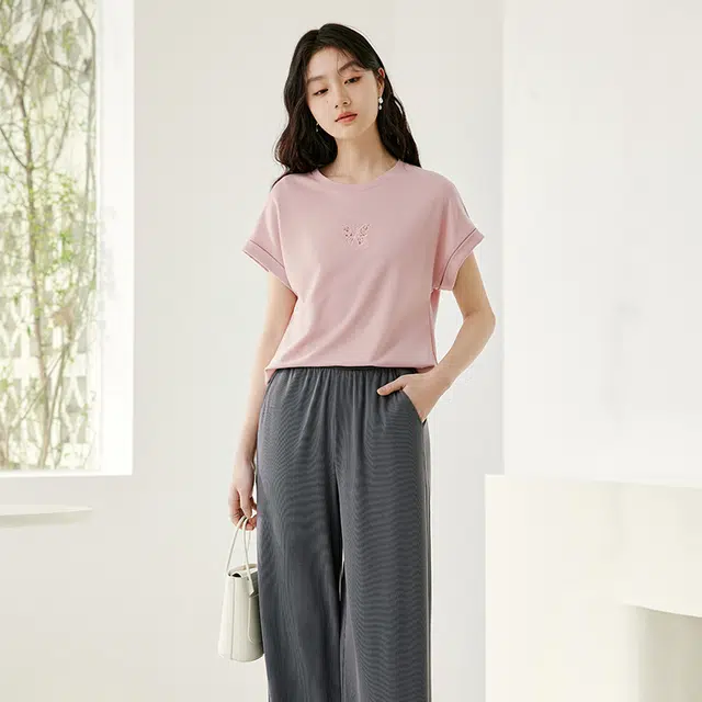 XIANGYING T