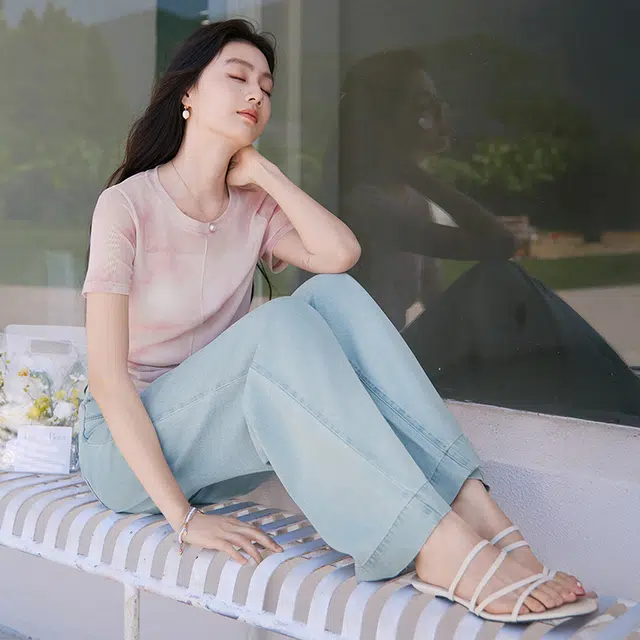 XIANGYING T