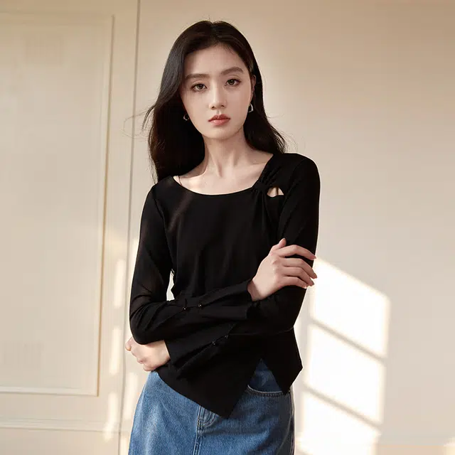 XIANGYING T