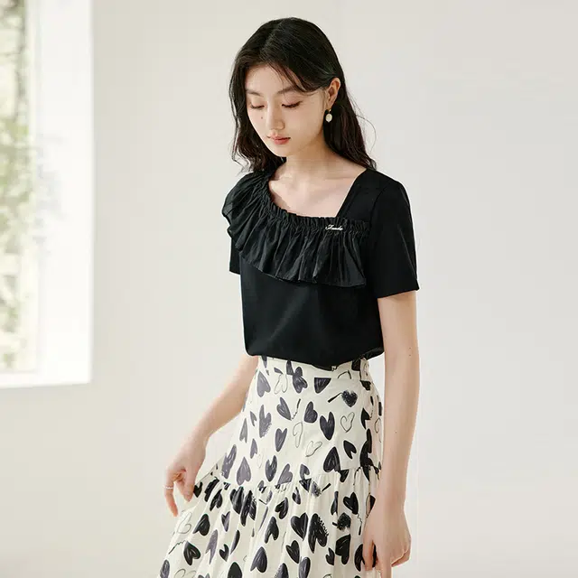 XIANGYING T