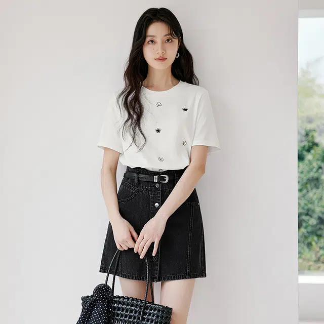 XIANGYING A
