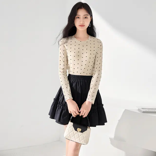 XIANGYING T