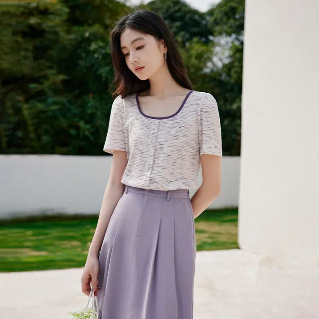 XIANGYING T