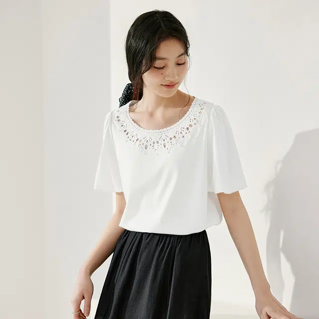 XIANGYING T