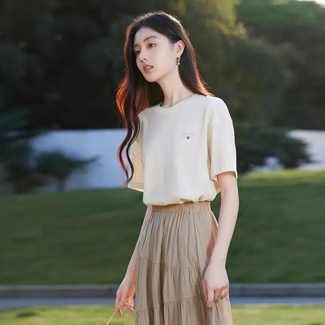 XIANGYING T