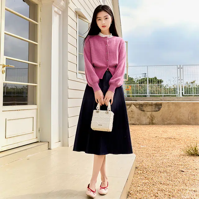 XIANGYING A