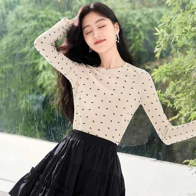 XIANGYING T