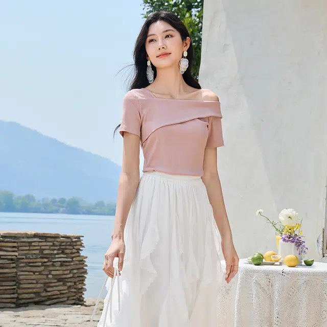 XIANGYING T
