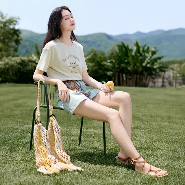 XIANGYING T