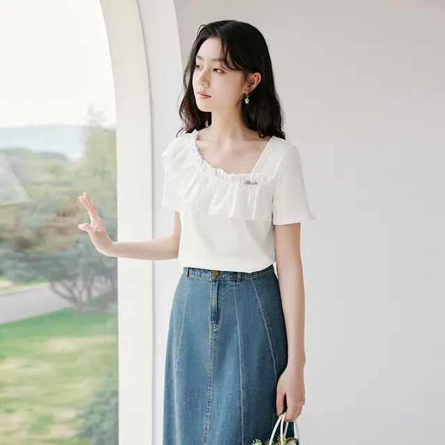 XIANGYING T
